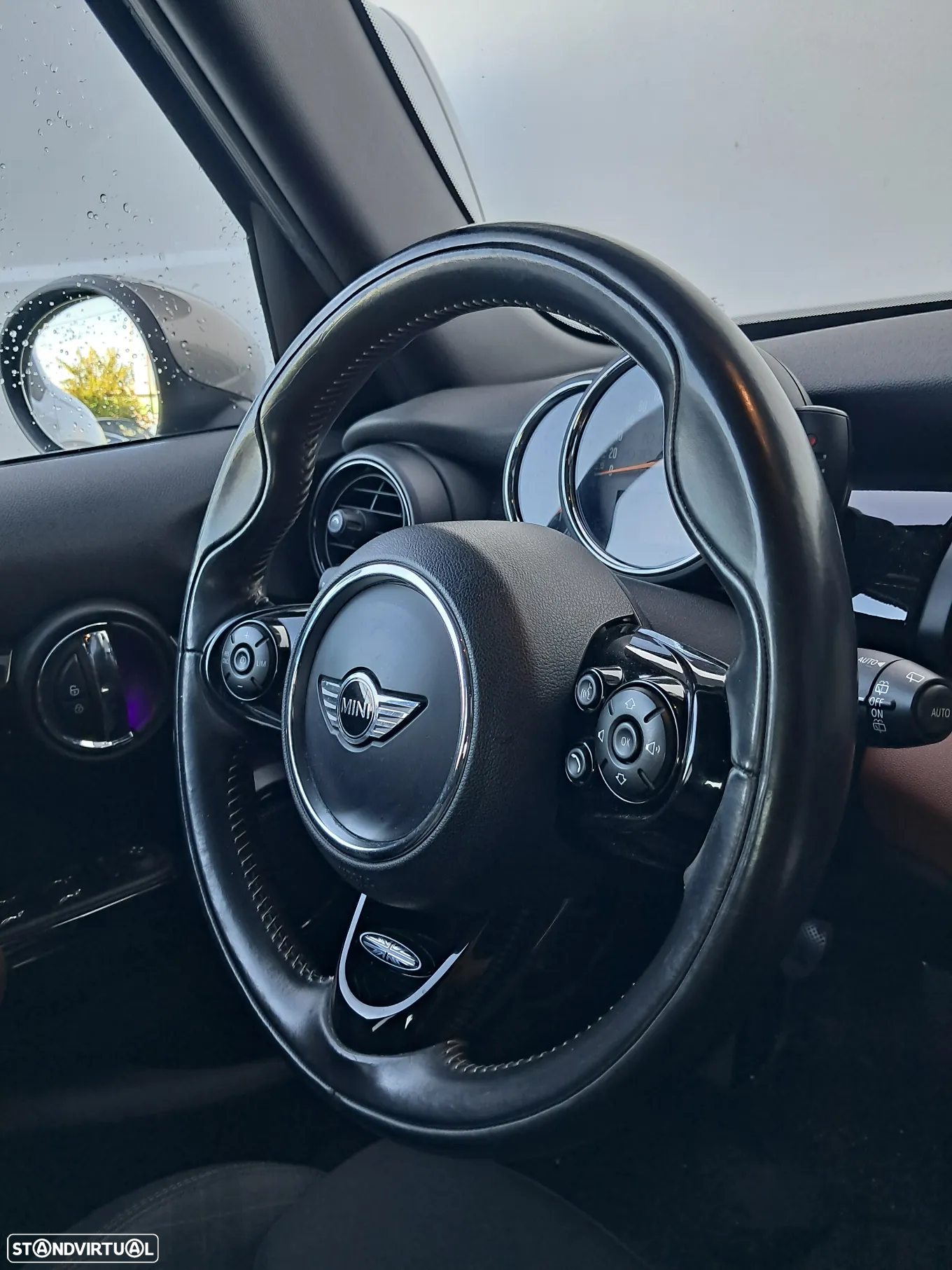 MINI 5 Portas Cooper D - 7