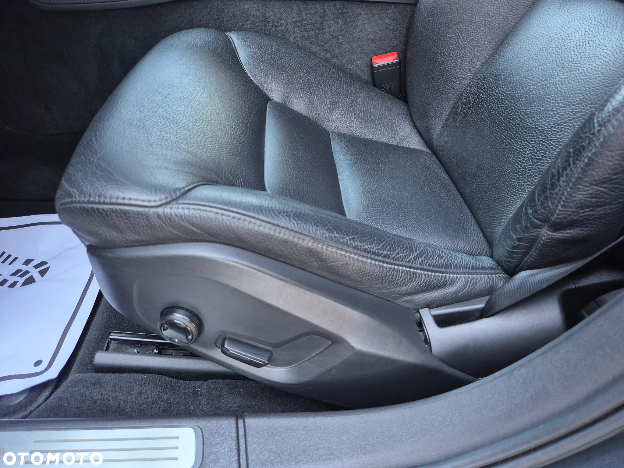 Volvo V90 D4 Geartronic Momentum Pro - 12