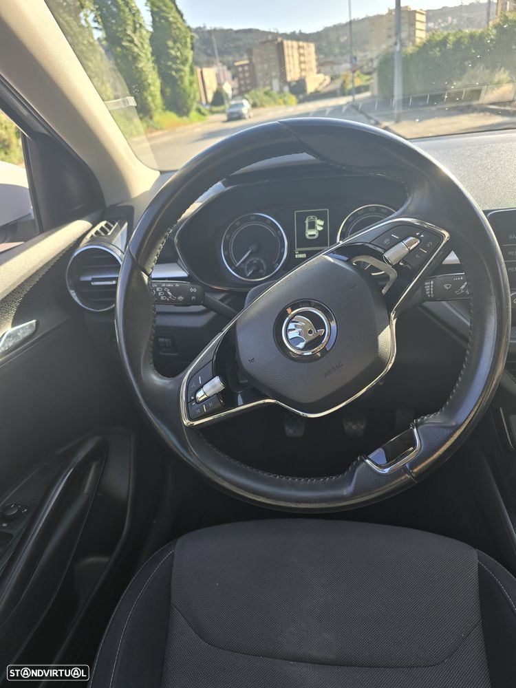Skoda Fabia 1.0 MPI Ambition - 7