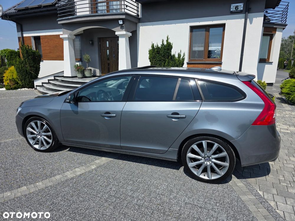 Volvo V60 T5 Geartronic Summum - 12