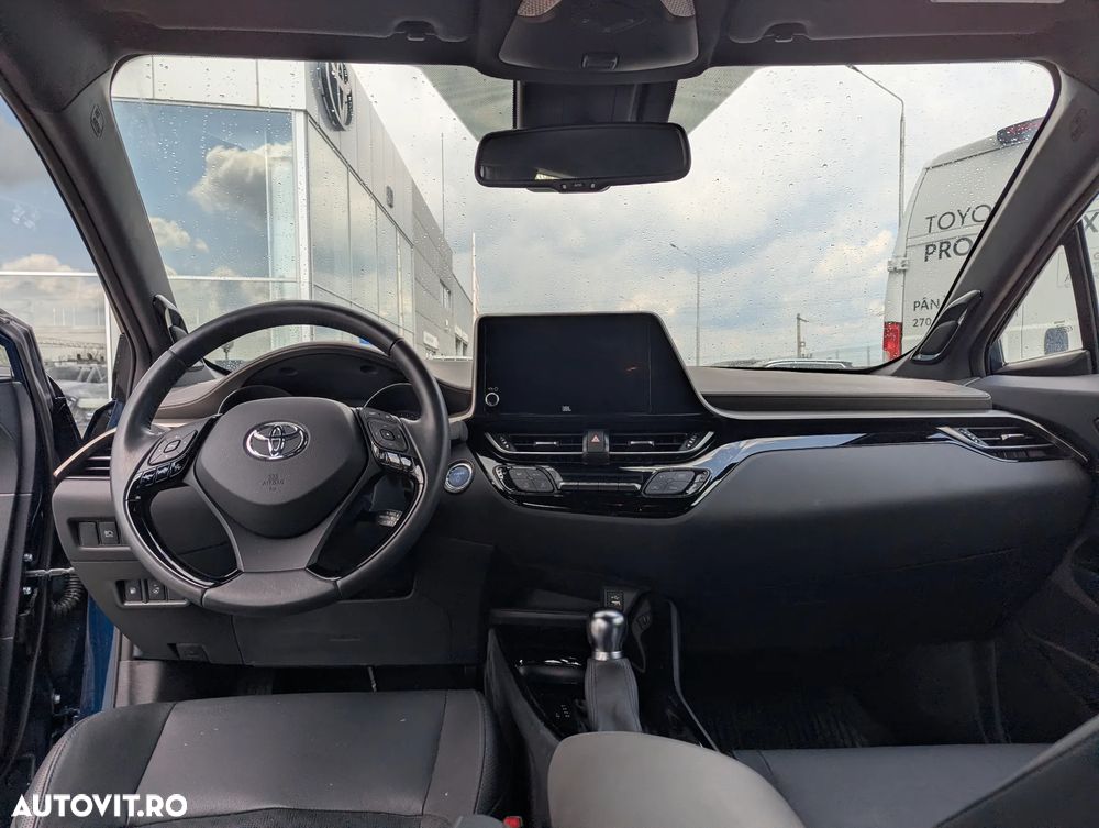 Toyota C-HR 2.0 HSD 184 CP 4x2 CVT Classy Bi-Tone - 10