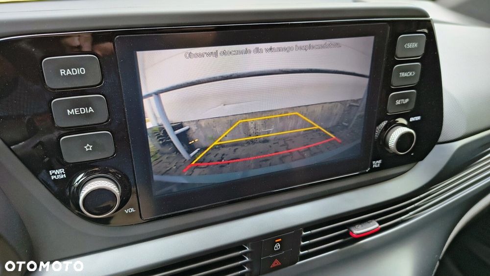 Hyundai i20 - 21