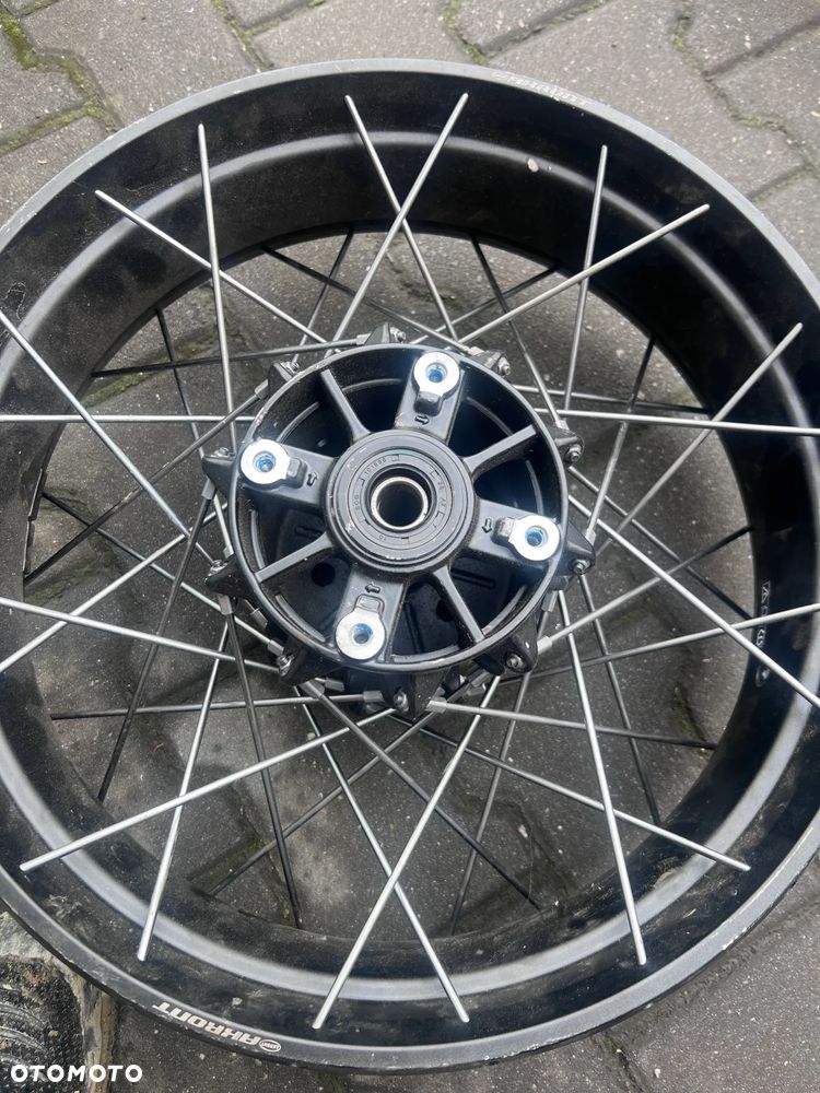 Felga tylna Triumph Tiger 900 - 6