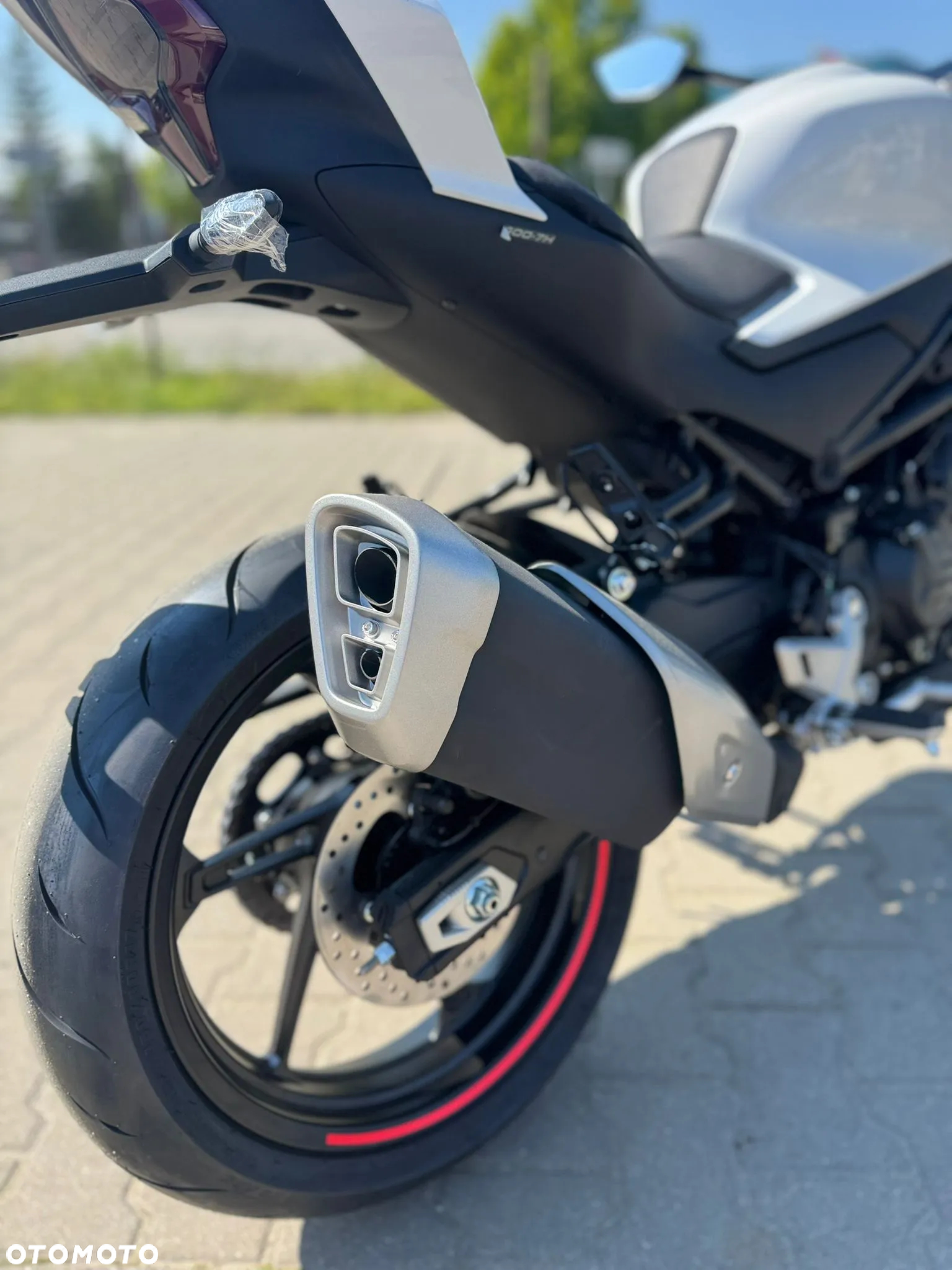 CFMoto 450NK - 5