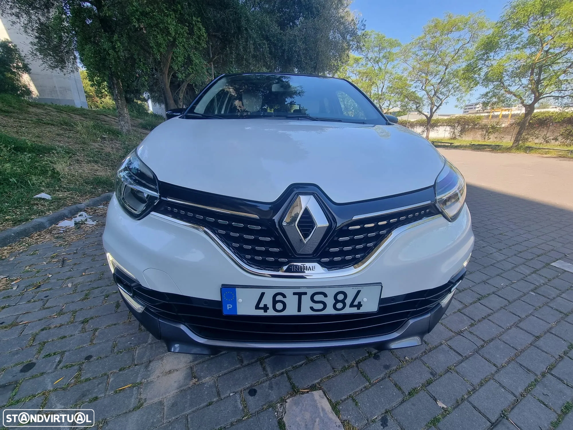 Renault Captur 1.5 dCi Initiale Paris EDC - 3