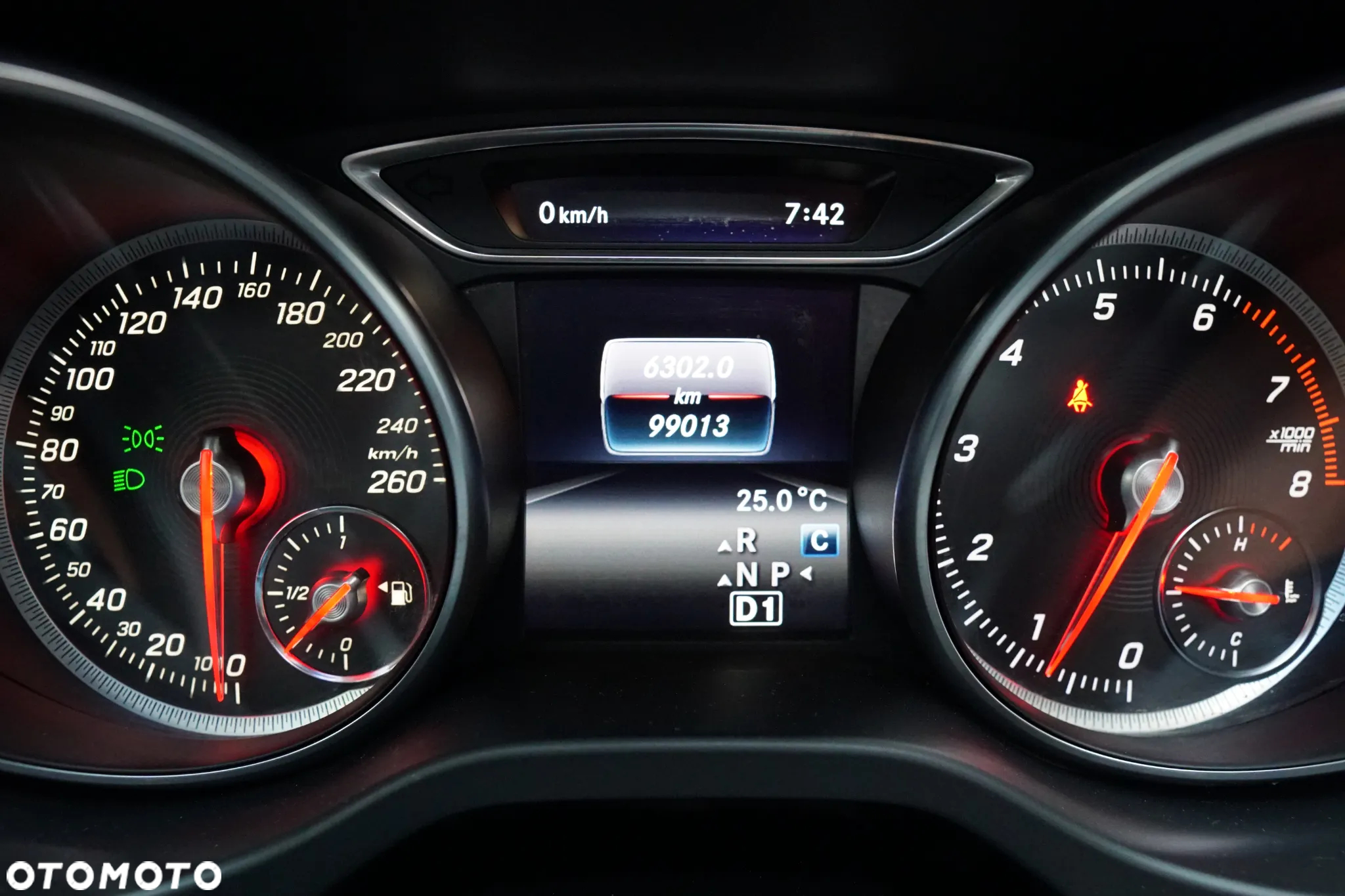 Mercedes-Benz CLA 250 4-Matic - 28