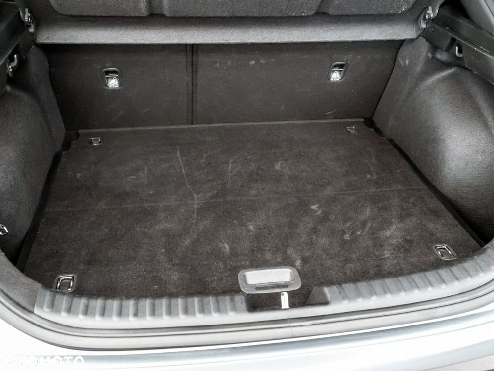 Kia XCeed 1.5 T-GDI M - 27