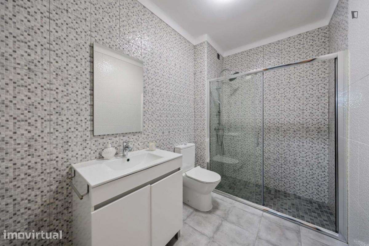 Quarto - localizado em Portimao - Grande imagem: 5/14