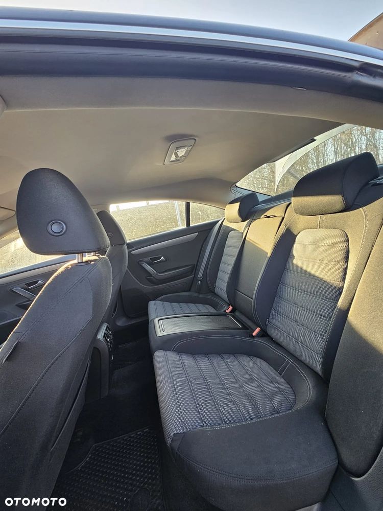 Volkswagen Passat CC - 10