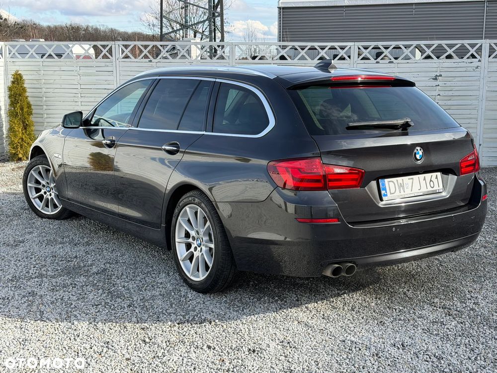 BMW Seria 5 525d - 4