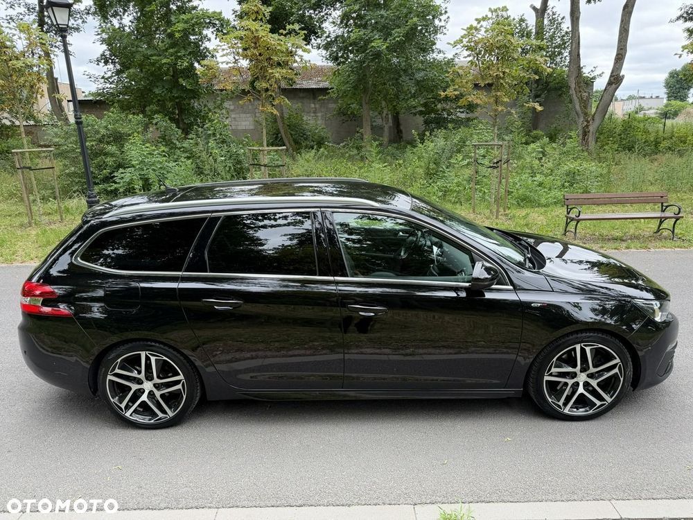 Peugeot 308 - 13