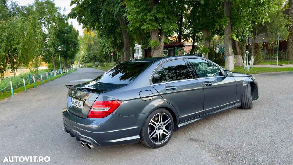 Mercedes-Benz C 250 CGI BlueEFFICIENCY - 6