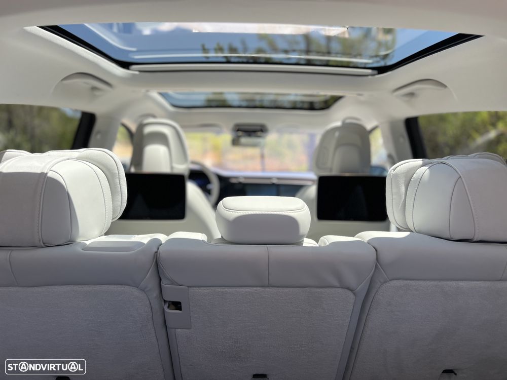 Mercedes-Benz EQS - 38