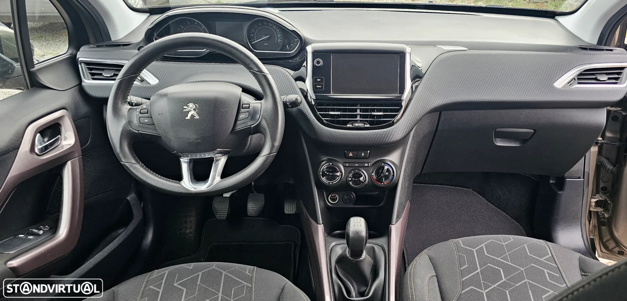 Peugeot 2008 1.2 PureTech Active - 11