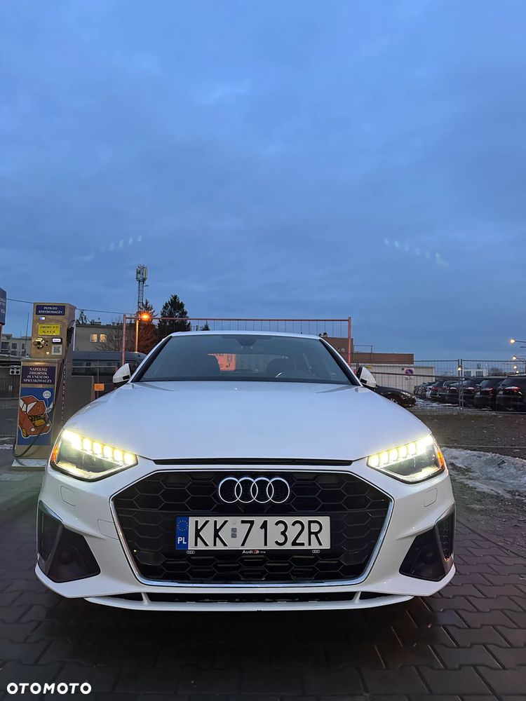 Audi A4 Limousine - 19