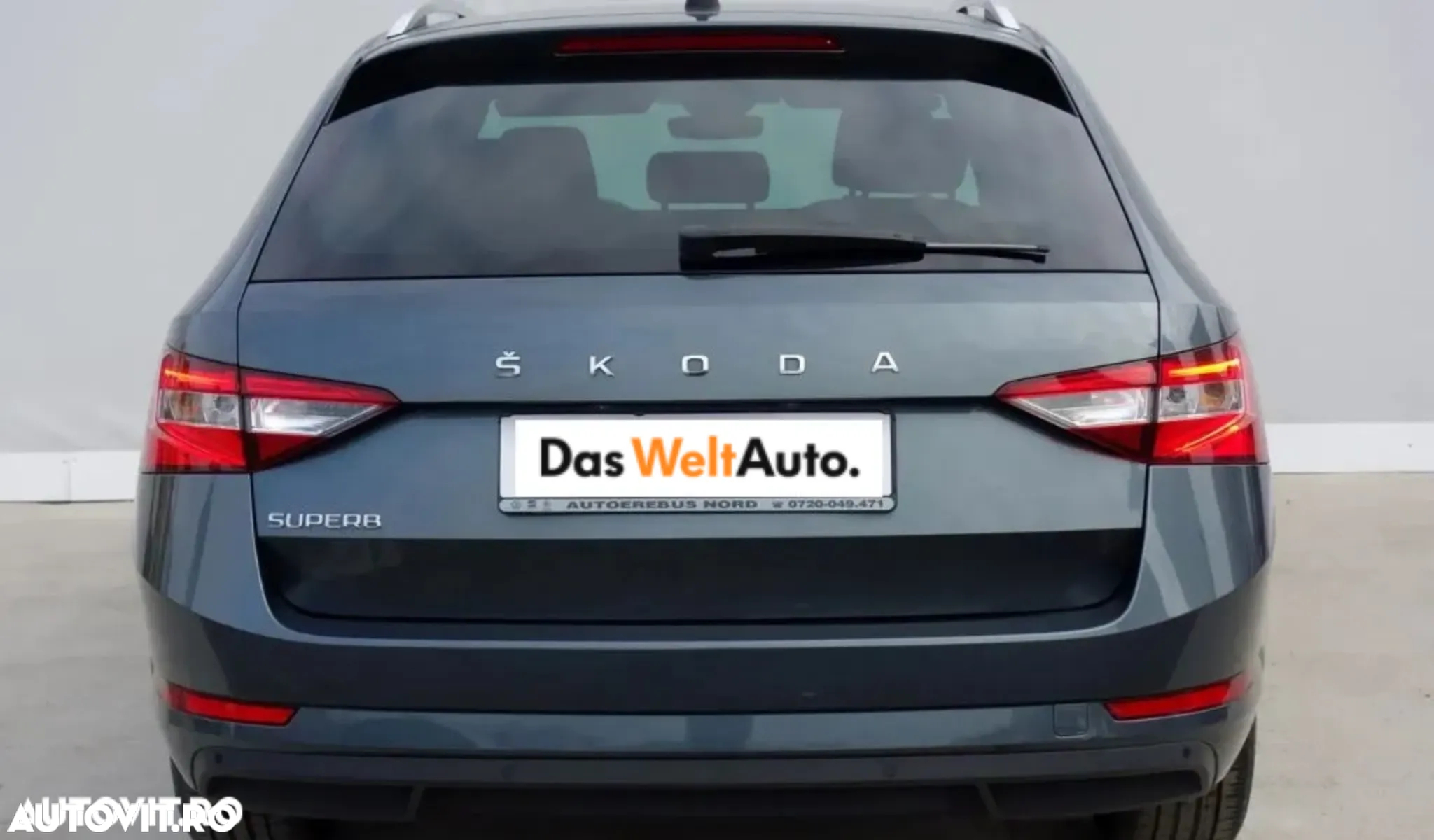 Skoda Superb Combi 2.0 TDI DSG Style - 4