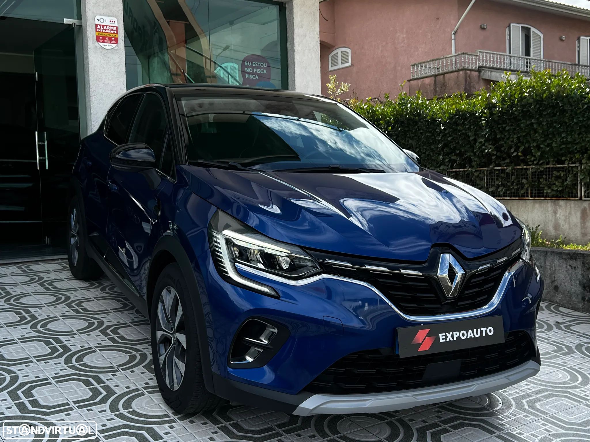 Renault Captur 1.0 TCe Exclusive - 1