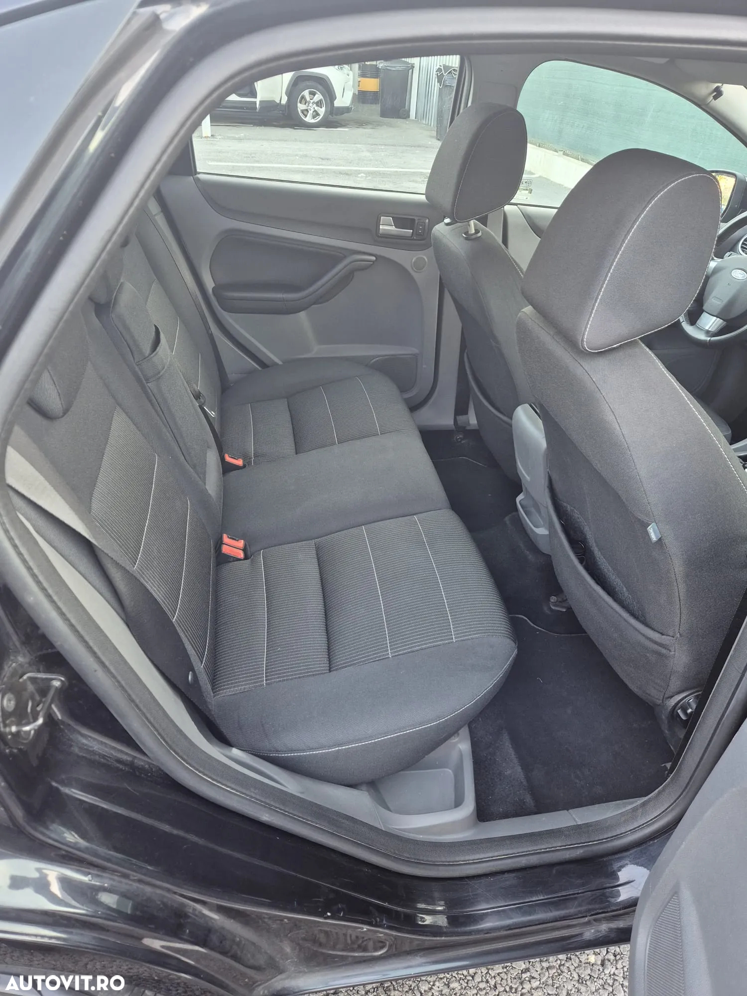 Ford Focus - 7