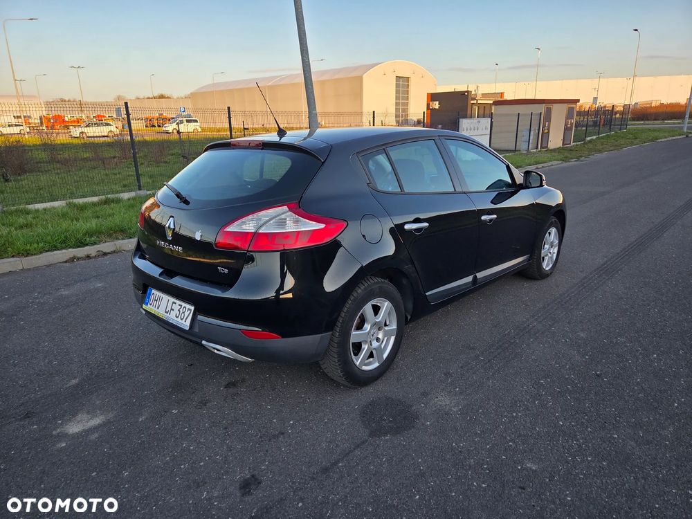 Renault Megane TCe 130 Dynamique - 5