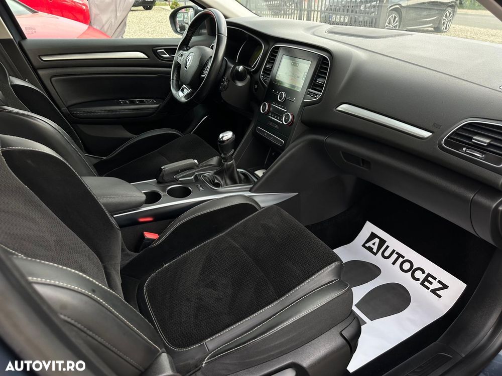 Renault Megane - 11