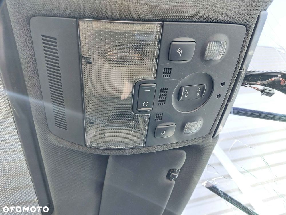 LAMPKA PODSUFITKI PRZEŁĄCZNIK SZYBERDACHU CZARNA AUDI A3 8P 08-13 - 1