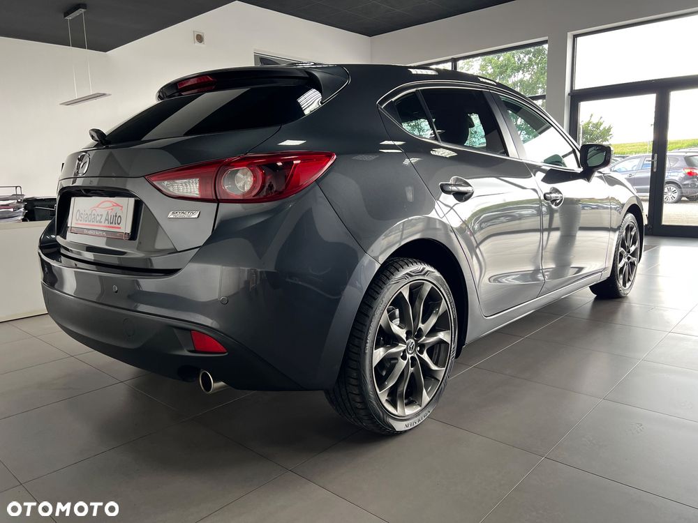 Mazda 3 - 7