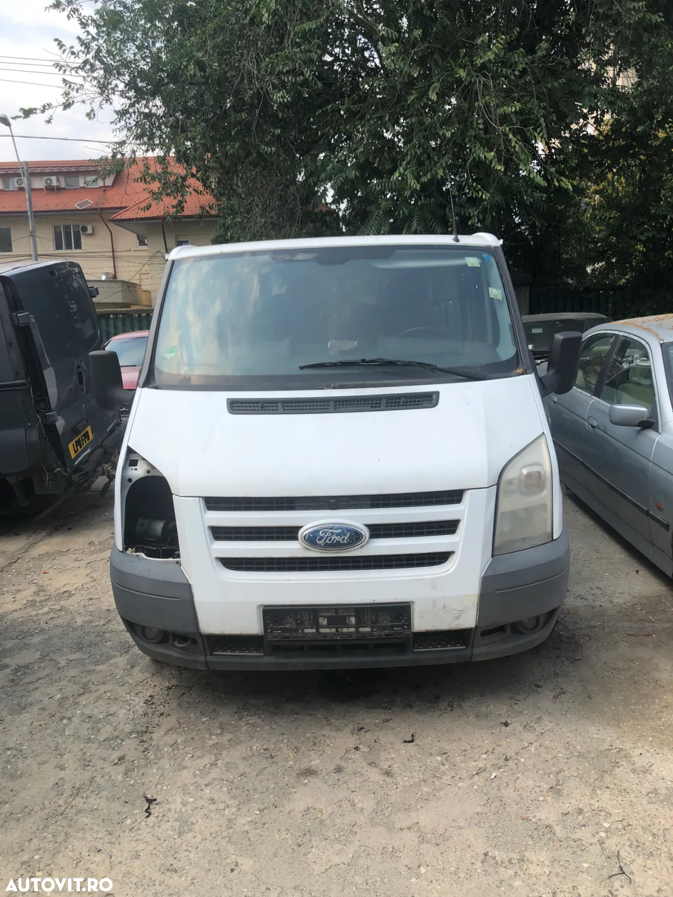 Dezmembrez Ford Transit alb 2009 - 3