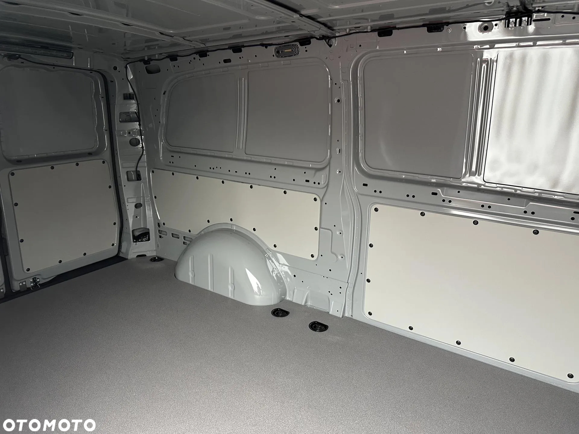 Mercedes-Benz Vito - 8