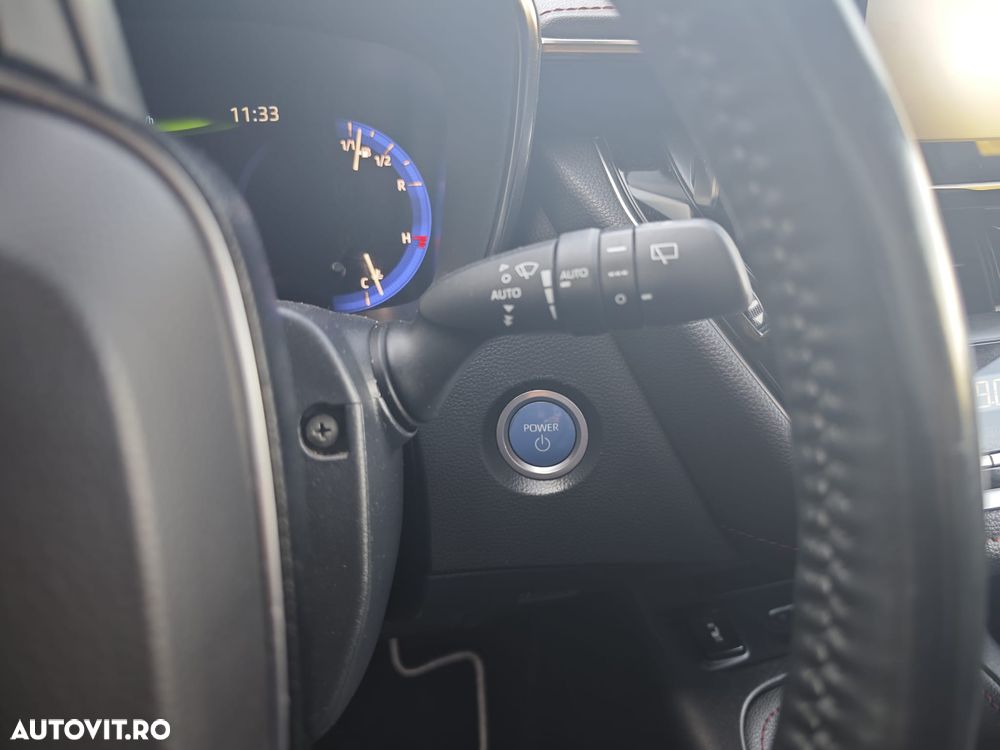 Toyota Corolla 1.8 HSD Exclusive interior Negru - 17