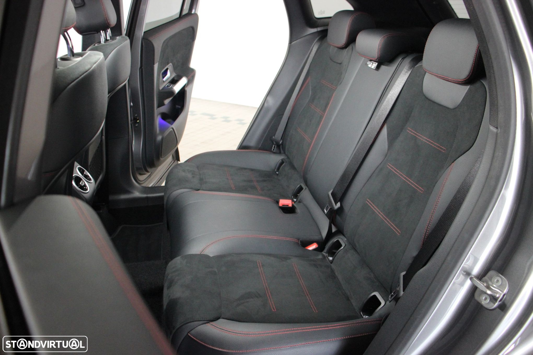 Mercedes-Benz GLA 250 e AMG Line - 14