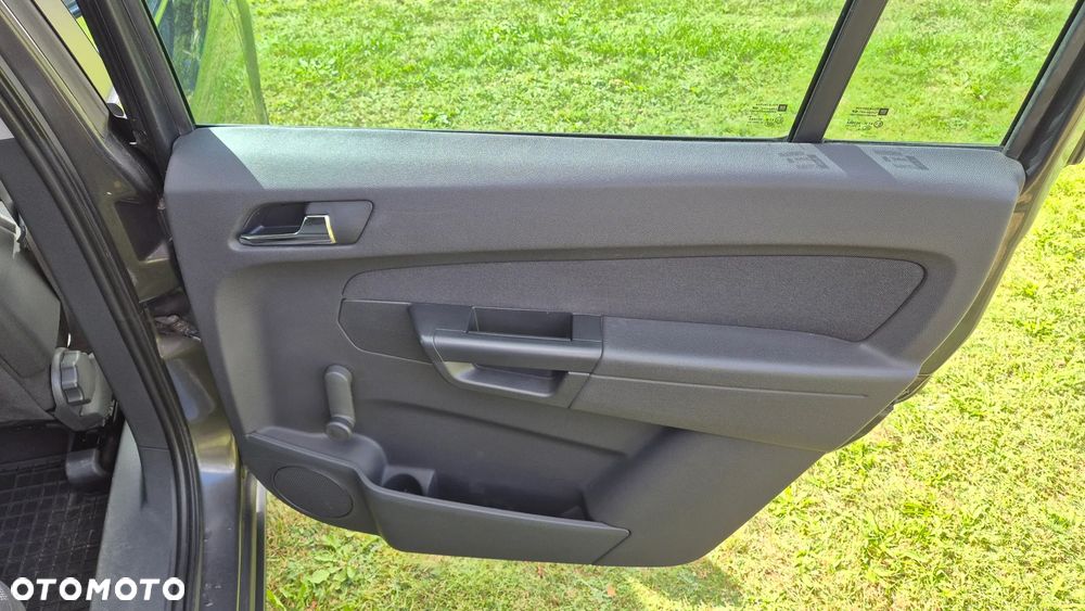 Opel Zafira 1.7 CDTI 111 - 27