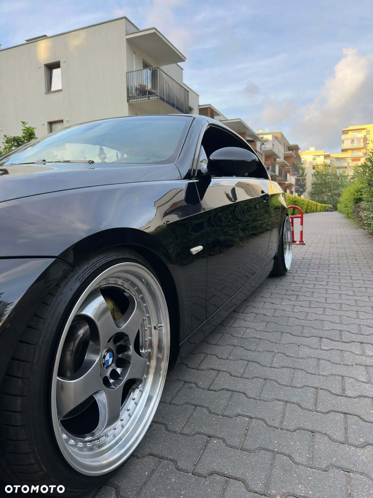 BMW Seria 3 330i - 19