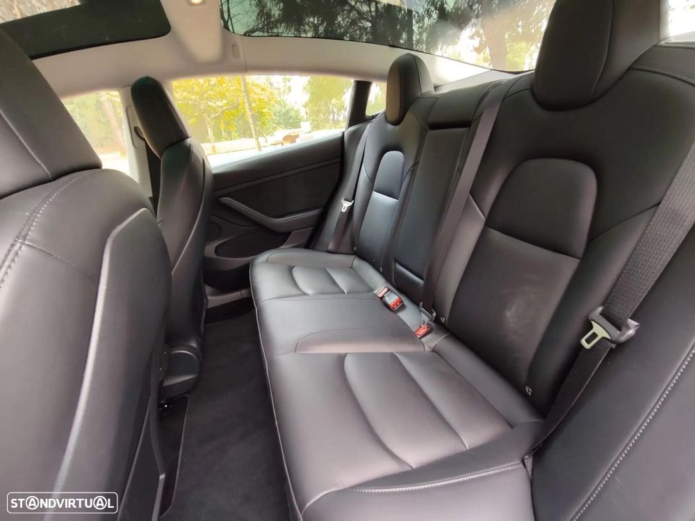 Tesla Model 3 Standard Range Plus RWD - 18
