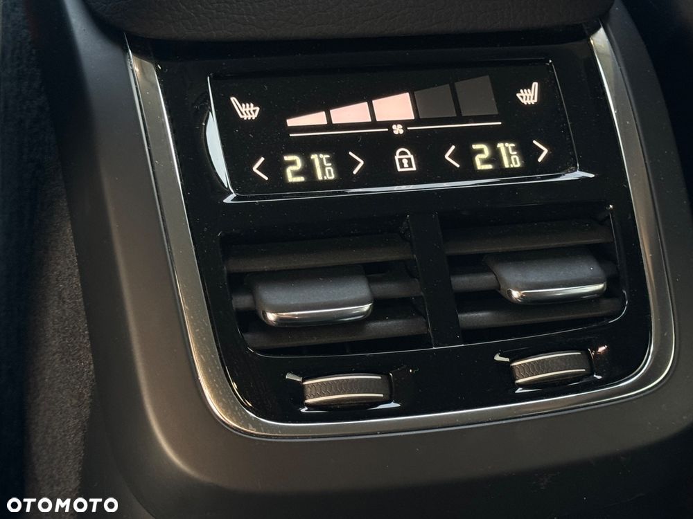 Volvo XC 90 T8 AWD Twin Engine Geartronic Inscription - 33