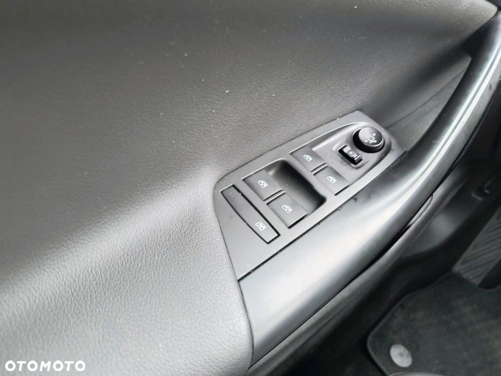 Opel Astra 1.4 Turbo Innovation - 19