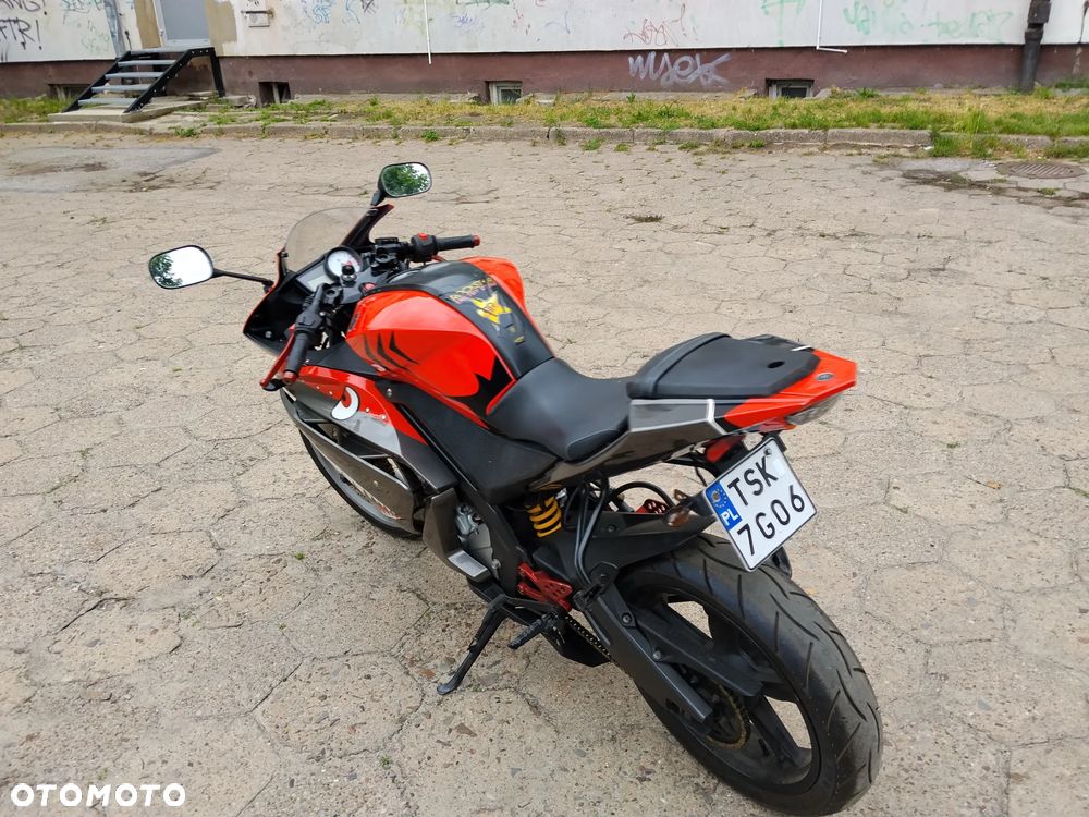 Yamaha YFZ - 7