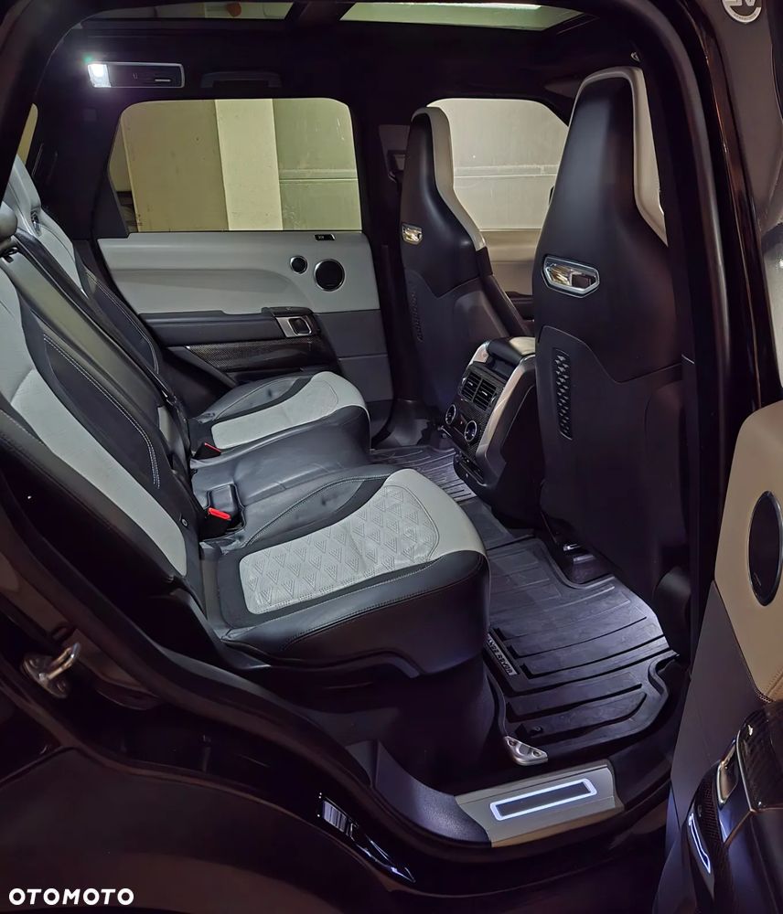 Land Rover Range Rover Sport - 30