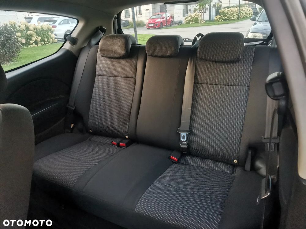 Chevrolet Aveo 1.2 - 6