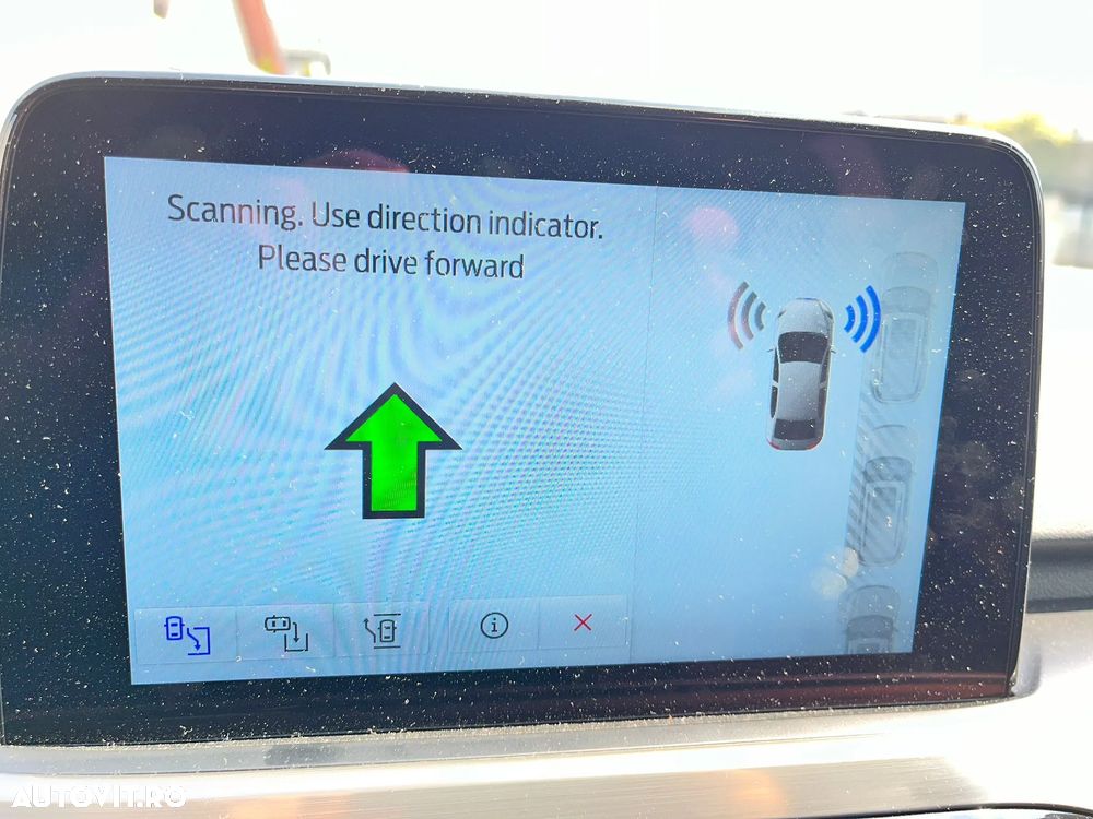 Ford Kuga 2.5 Duratec FHEV TITANIUM X - 25