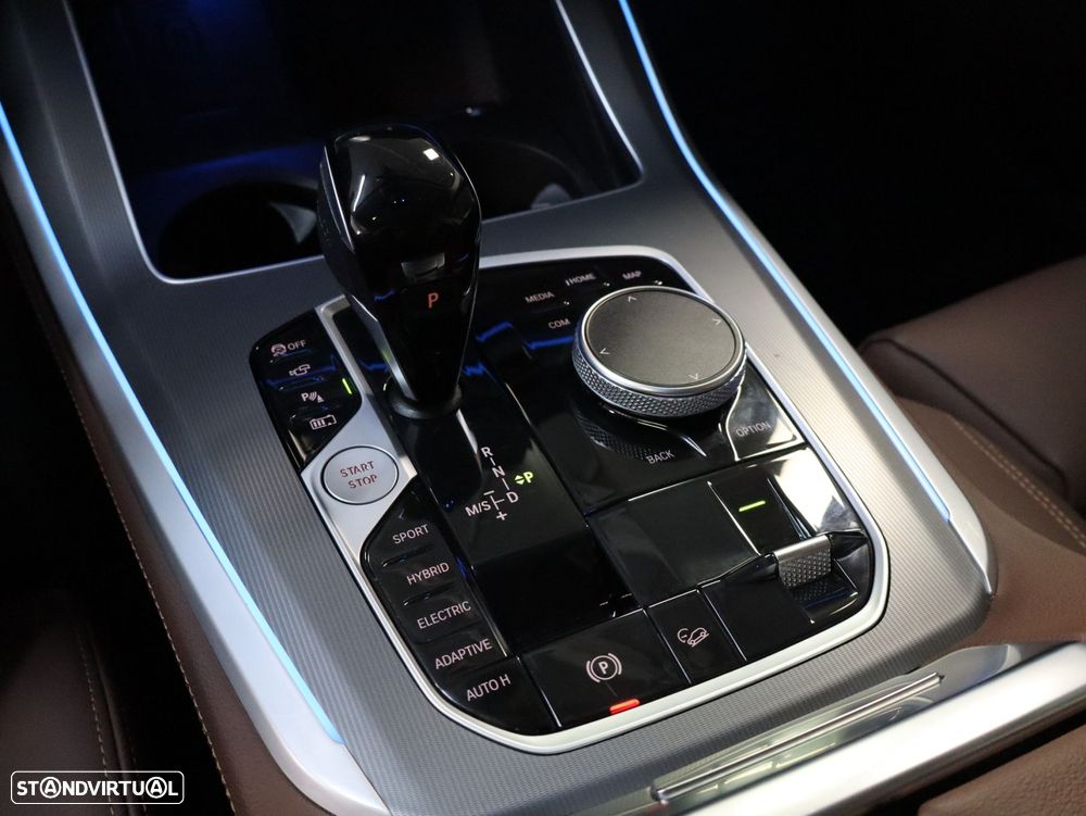 BMW X5 xDrive45e - 22