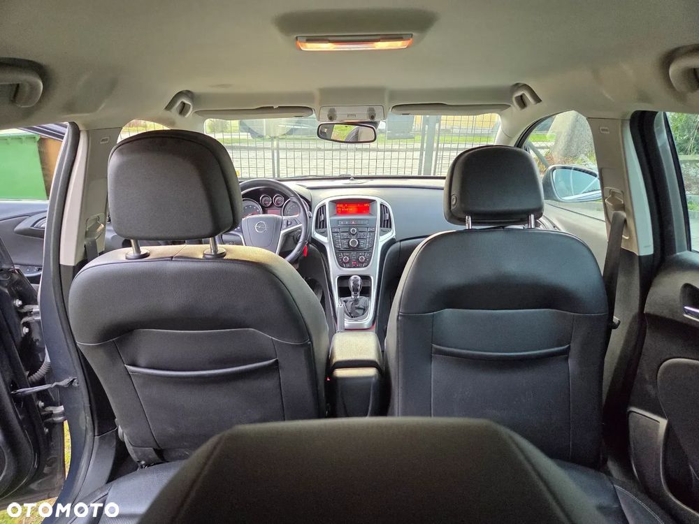 Opel Astra 1.4 T Cosmo EU6 - 12