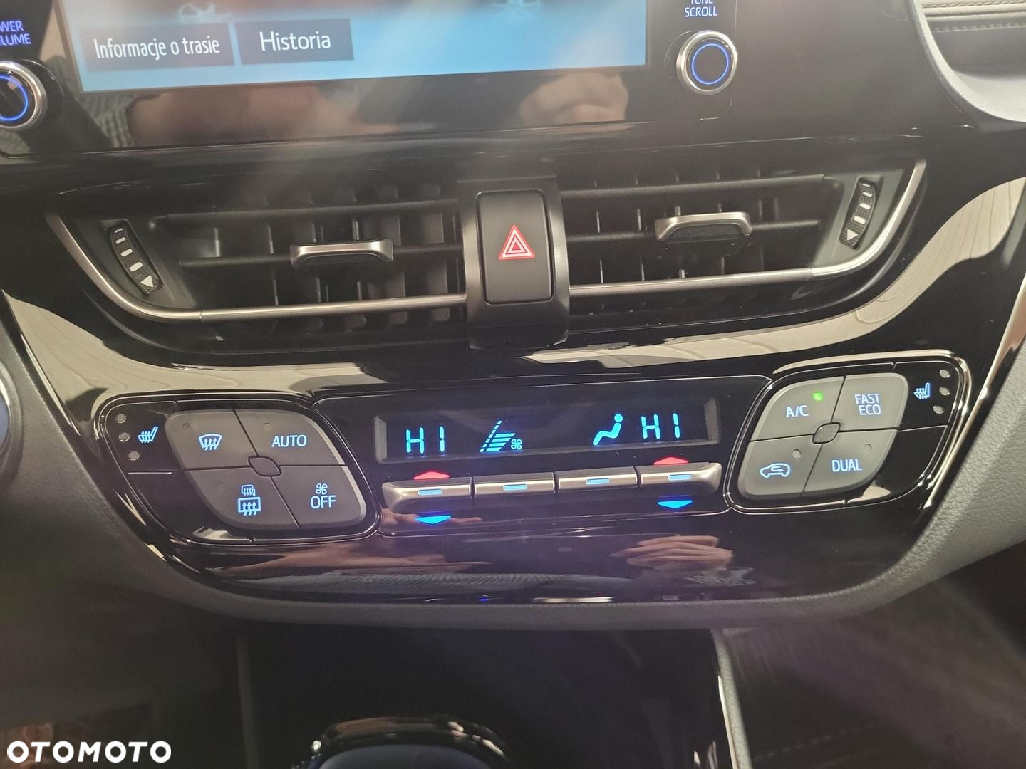 Toyota C-HR - 14