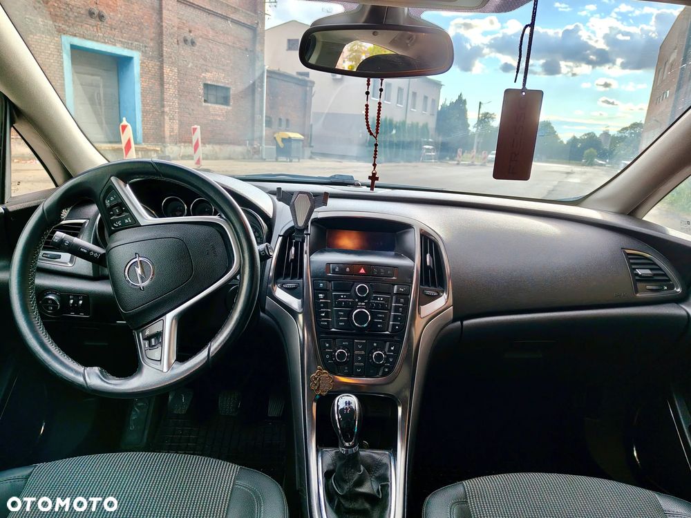 Opel Astra 1.4 ecoFLEX - 11