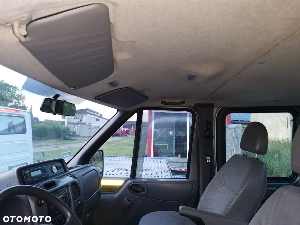 Ford Transit - 9