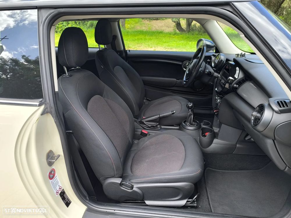 MINI 3 Portas Cooper D Metropolitan - 15