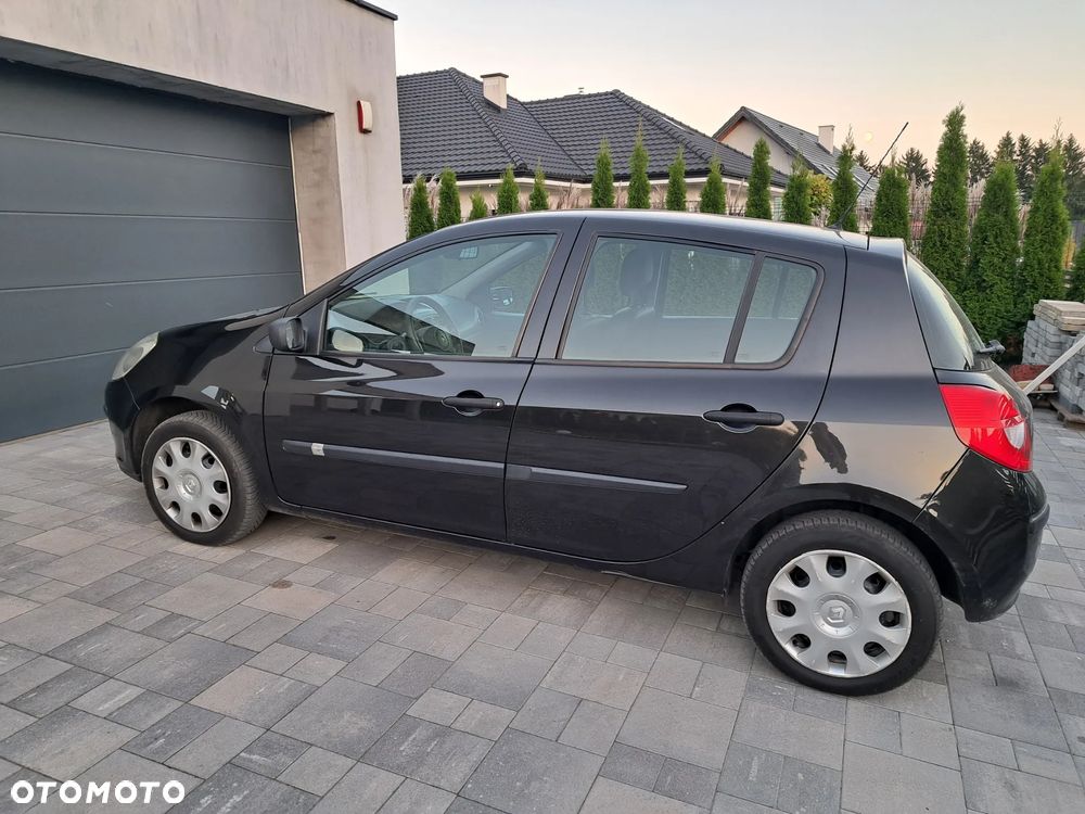 Renault Clio - 3