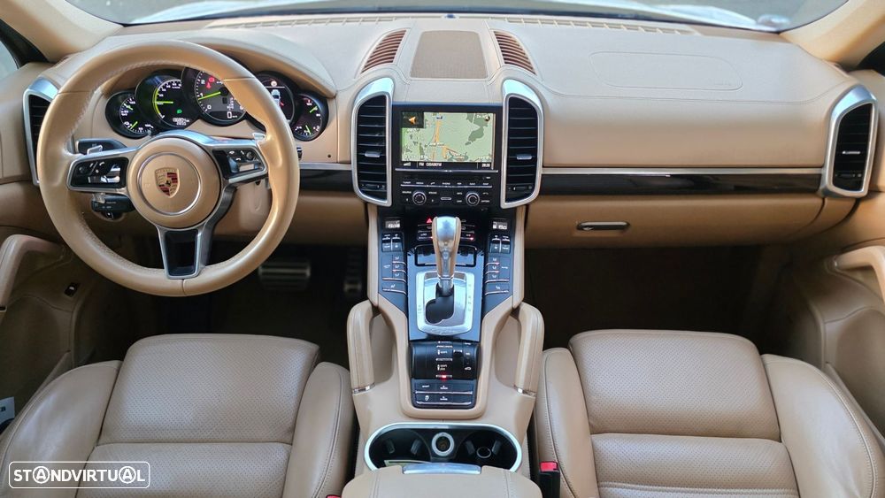 Porsche Cayenne S E-Hybrid Platinum Edition - 13