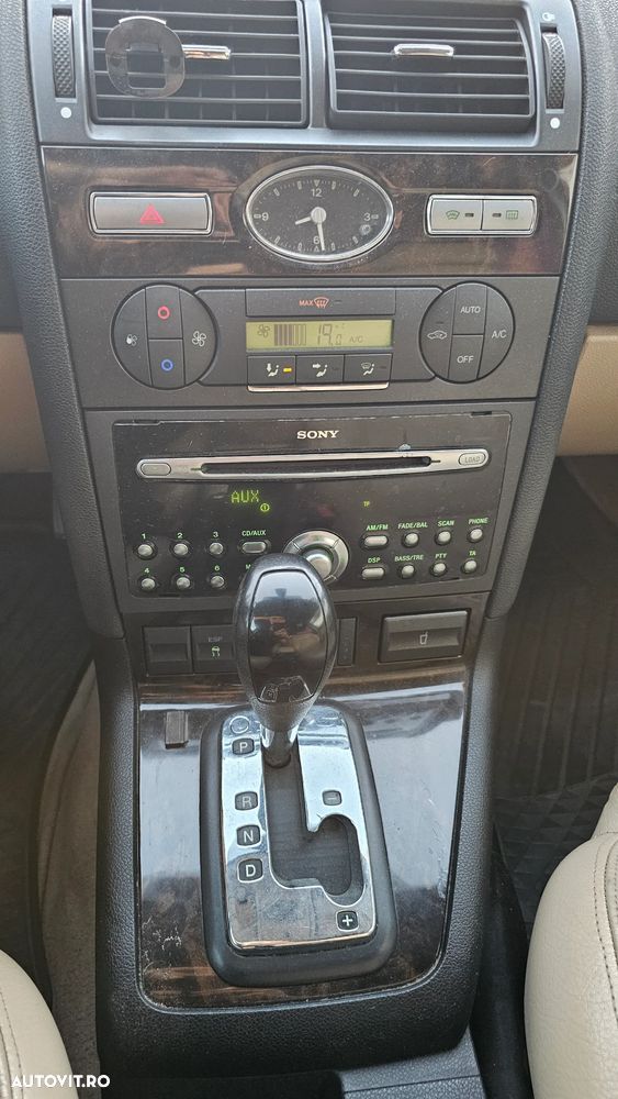 Ford Mondeo 2.0TDCi Aut. Ghia - 19