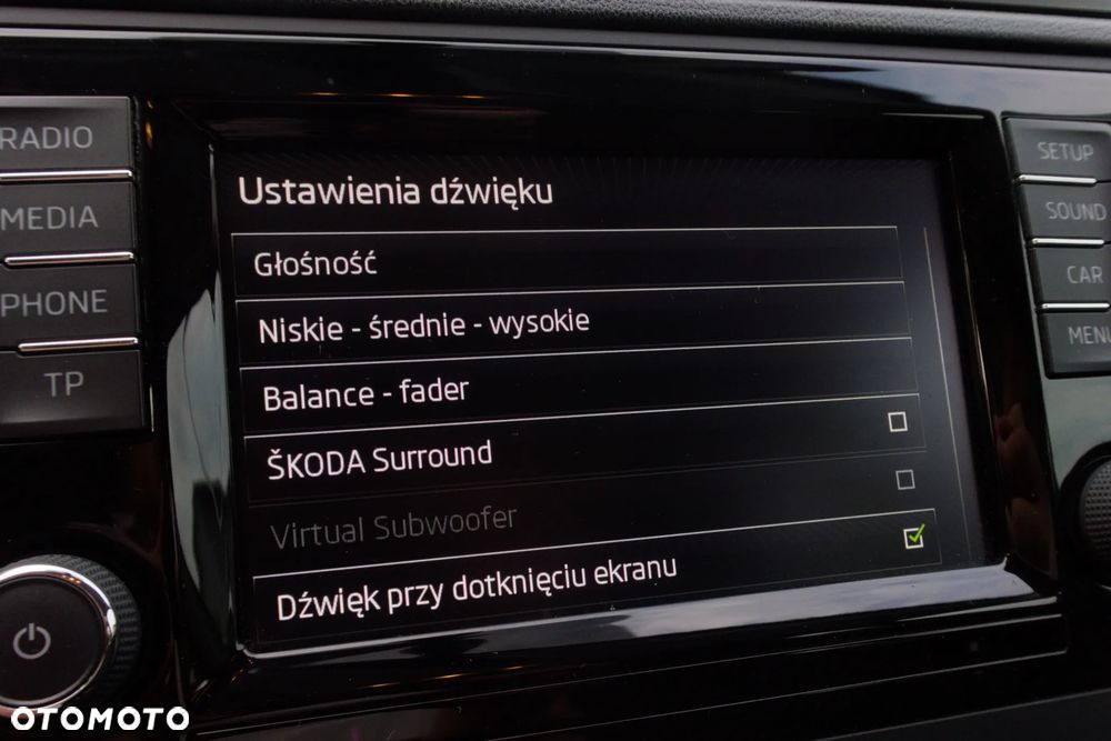 Skoda RAPID 1.2 TSI Style - 21