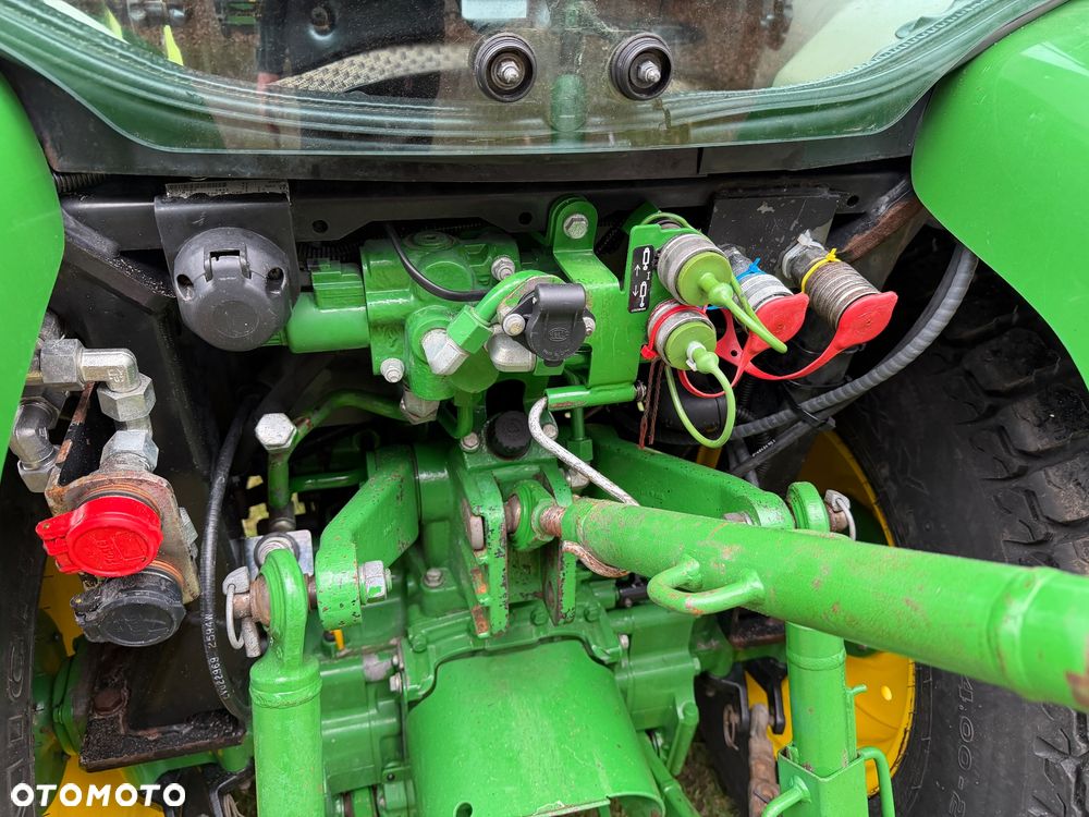 John Deere 3045R tur, tuz, wałek wom przód tył - 9
